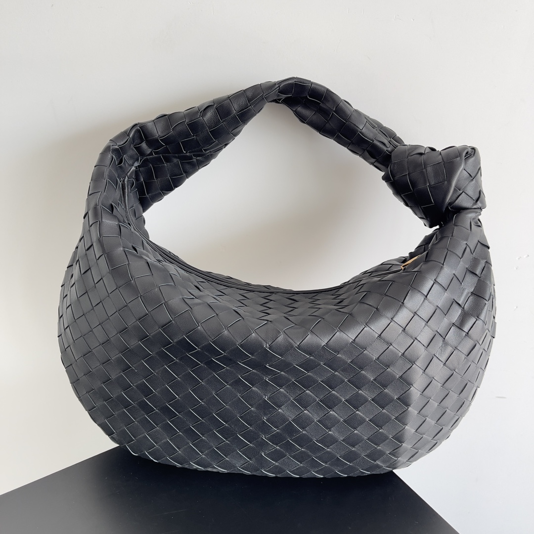 Bottega Veneta Hobo Bags